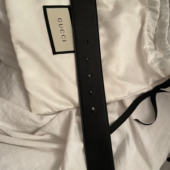 COPY - Gucci Black Leather Belt with Gold Double G Buckle - Picture 8 of 9
